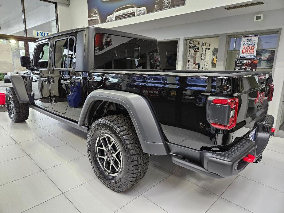 new 2024 Jeep Gladiator car, priced at $49,977