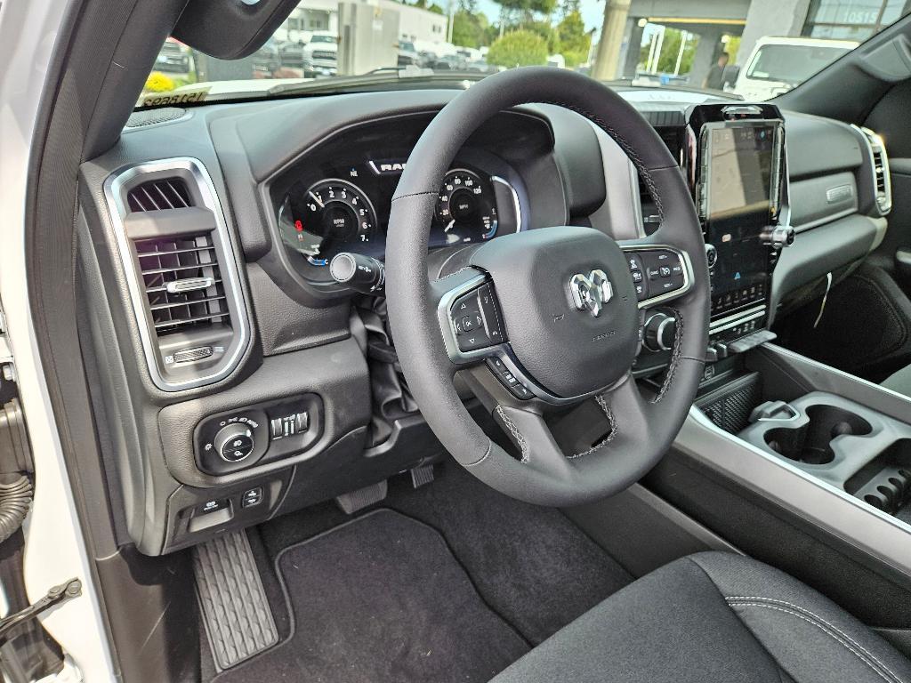 new 2025 Ram 1500 car