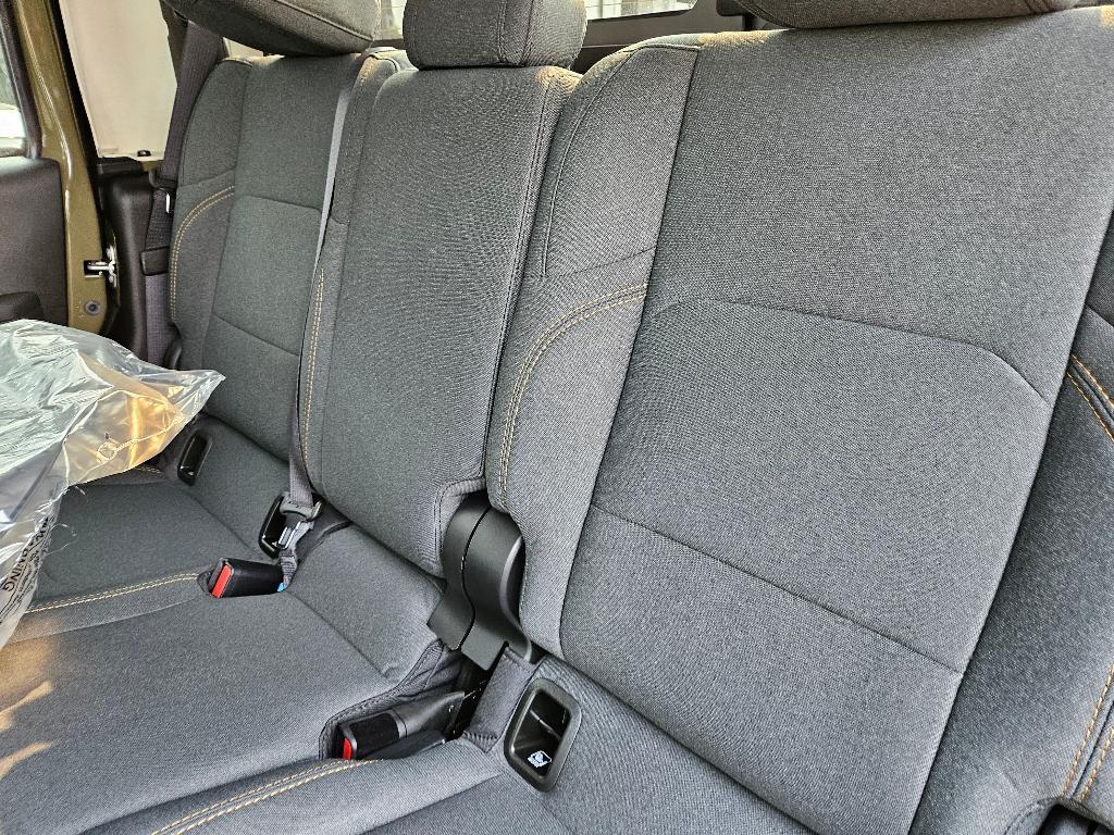 new 2025 Jeep Gladiator car, priced at $45,749