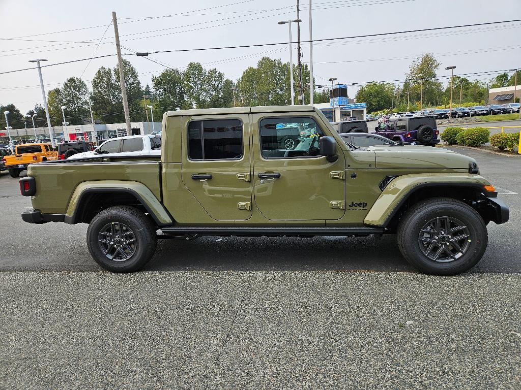 new 2025 Jeep Gladiator car, priced at $45,749