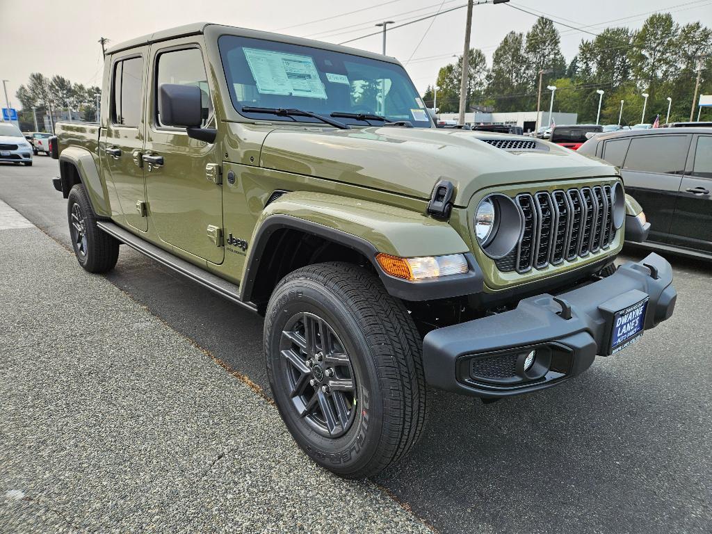 new 2025 Jeep Gladiator car, priced at $45,749