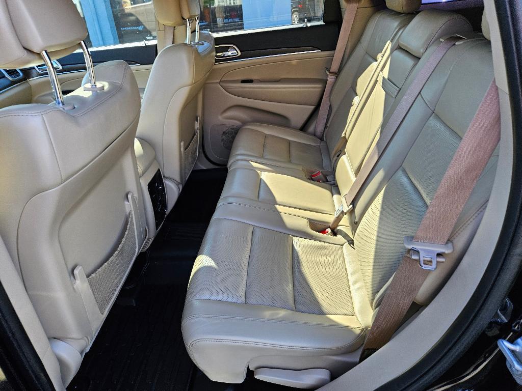 used 2017 Jeep Grand Cherokee car, priced at $18,770