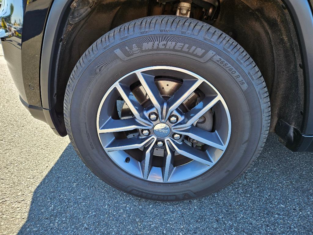 used 2017 Jeep Grand Cherokee car, priced at $18,770