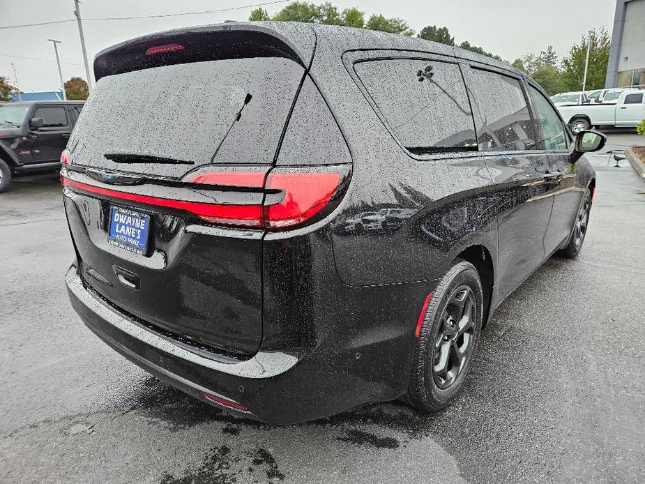 used 2021 Chrysler Pacifica Hybrid car, priced at $30,170