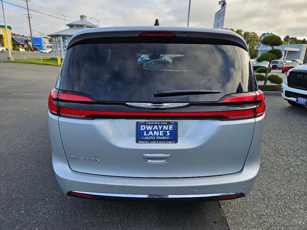 used 2024 Chrysler Pacifica car, priced at $28,370