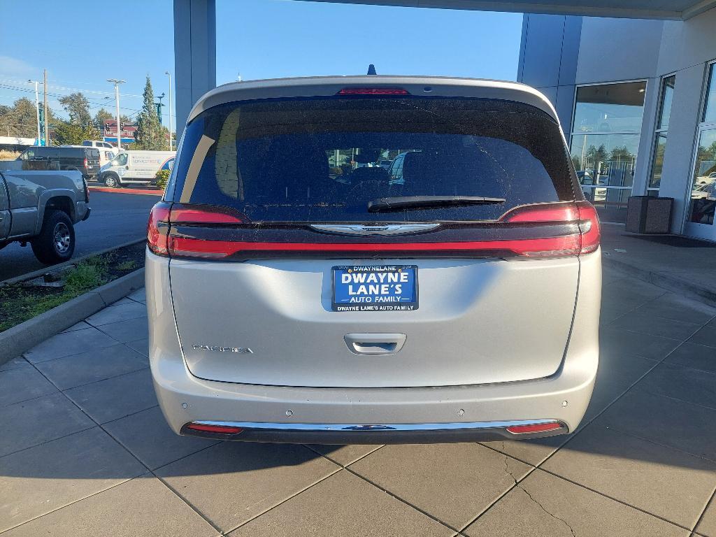 used 2024 Chrysler Pacifica car, priced at $28,370
