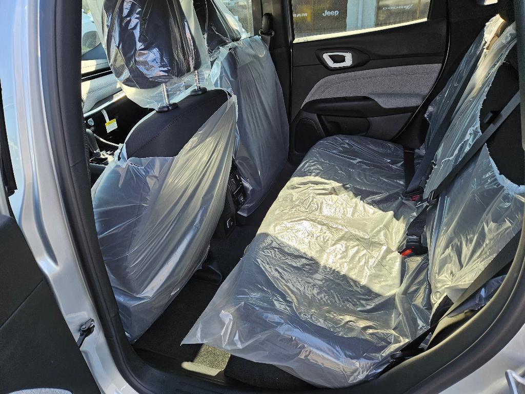 new 2025 Jeep Compass car, priced at $28,090