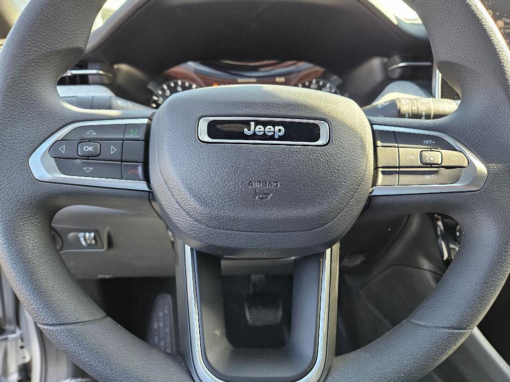new 2025 Jeep Compass car, priced at $28,090