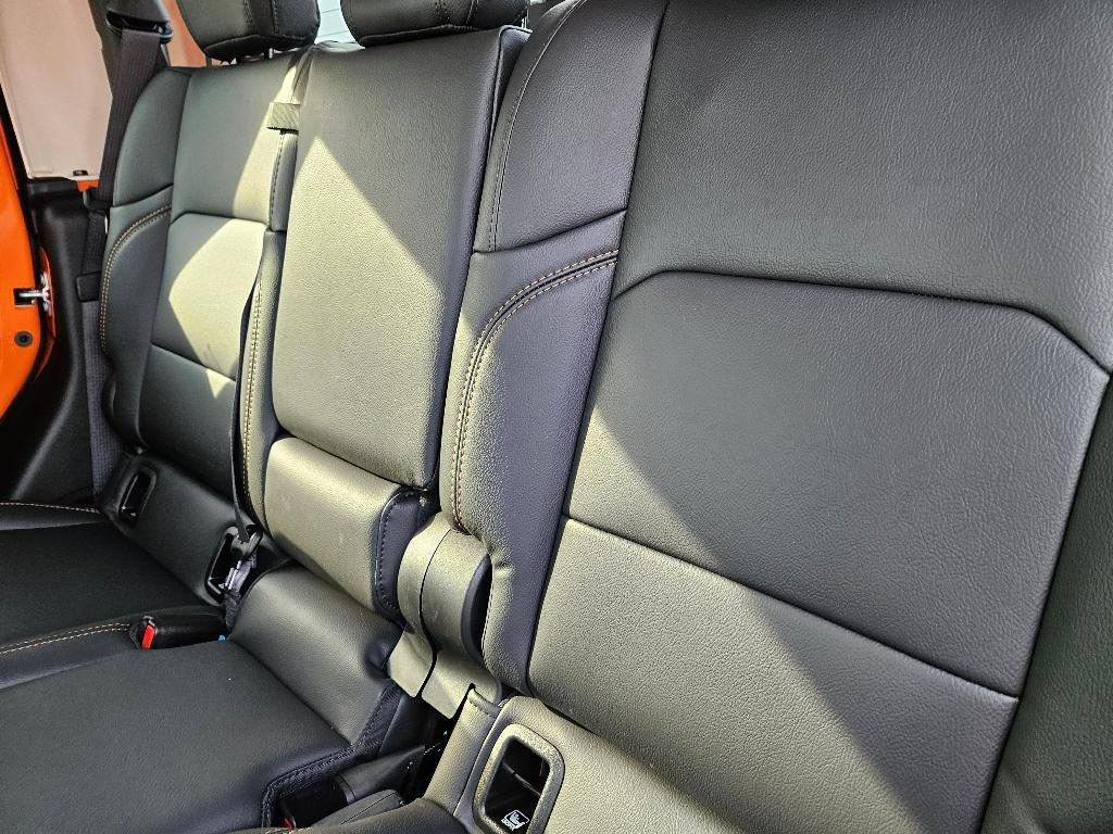 new 2025 Jeep Gladiator car, priced at $46,905