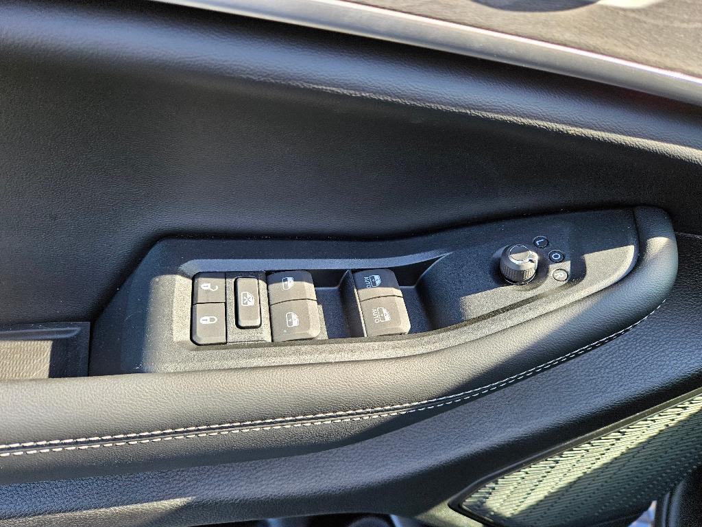 new 2024 Jeep Grand Cherokee L car, priced at $47,205