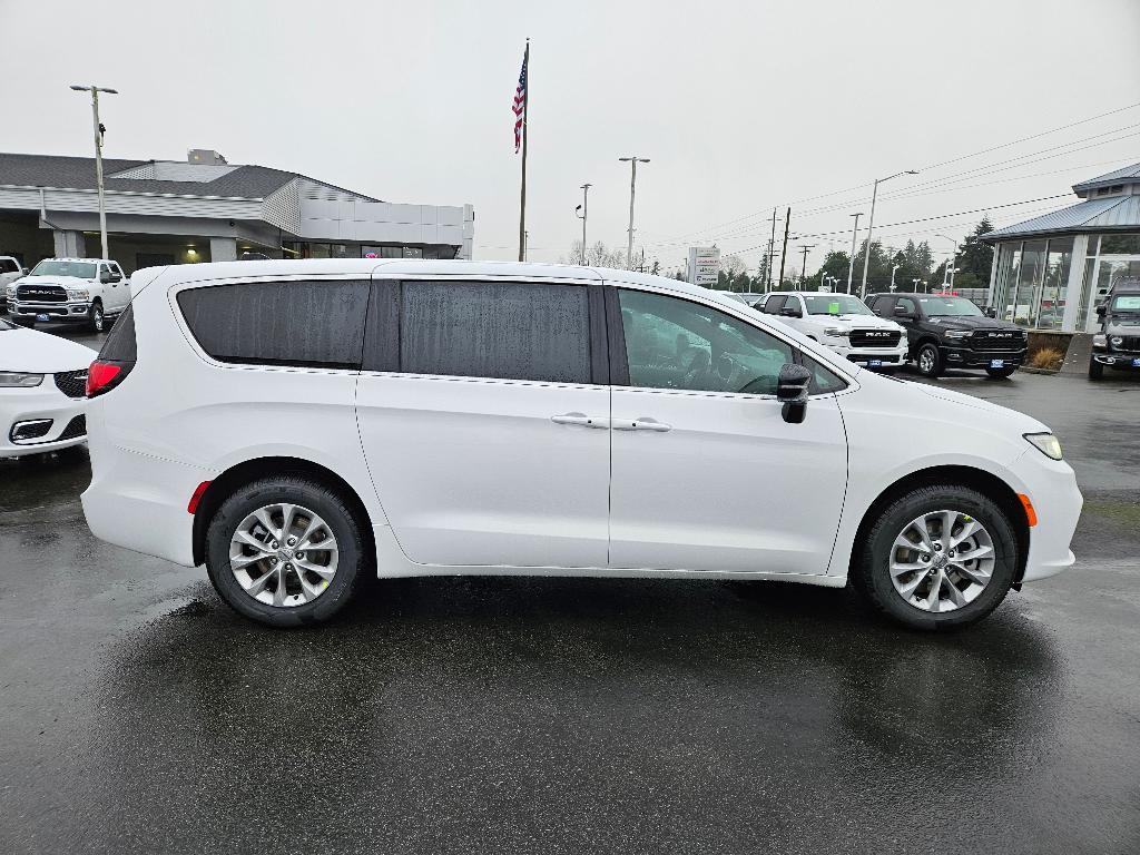 new 2025 Chrysler Pacifica car, priced at $44,140