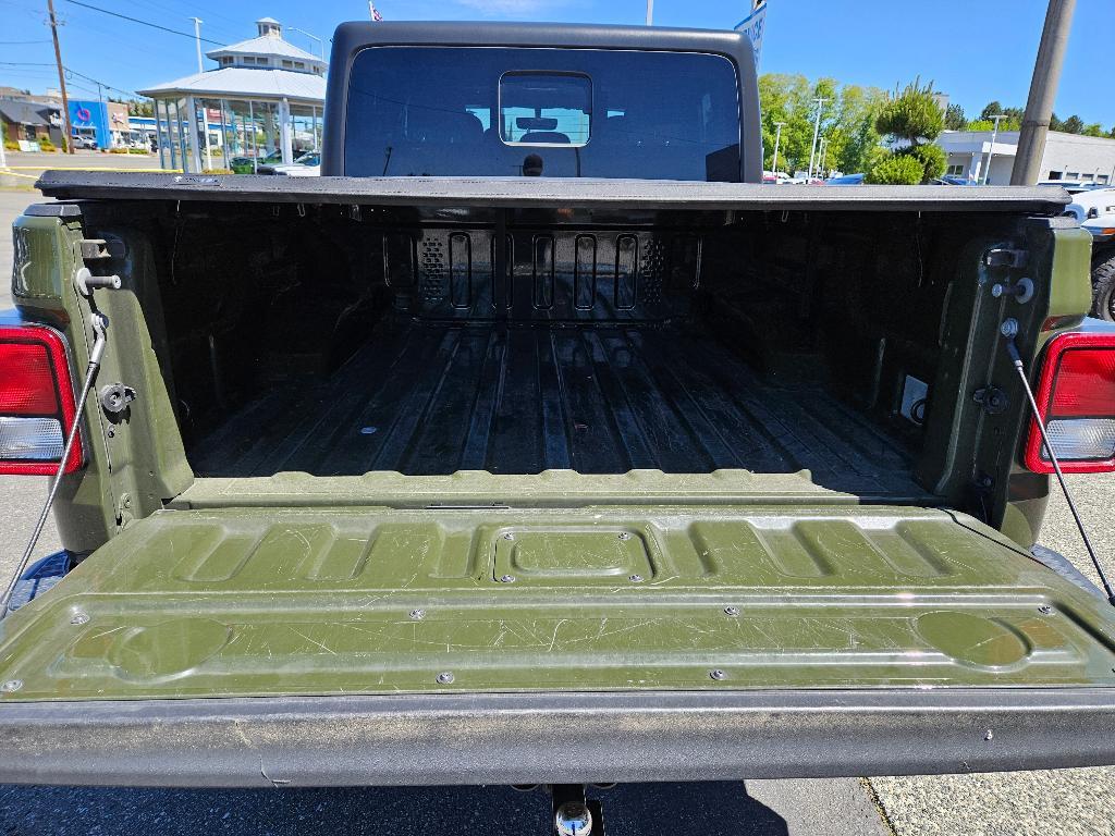 used 2021 Jeep Gladiator car, priced at $30,370