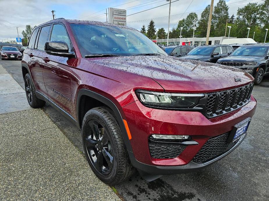 new 2024 Jeep Grand Cherokee car, priced at $47,030