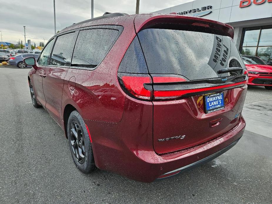 used 2021 Chrysler Pacifica Hybrid car, priced at $36,301