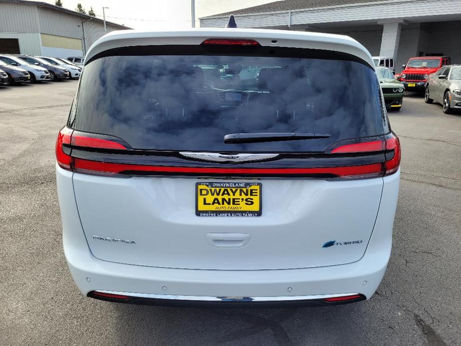 new 2023 Chrysler Pacifica Hybrid car, priced at $49,999