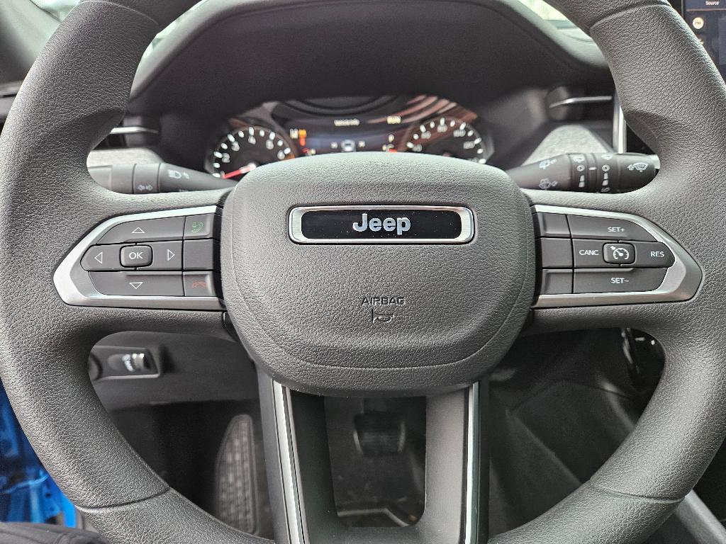 new 2025 Jeep Compass car, priced at $26,999