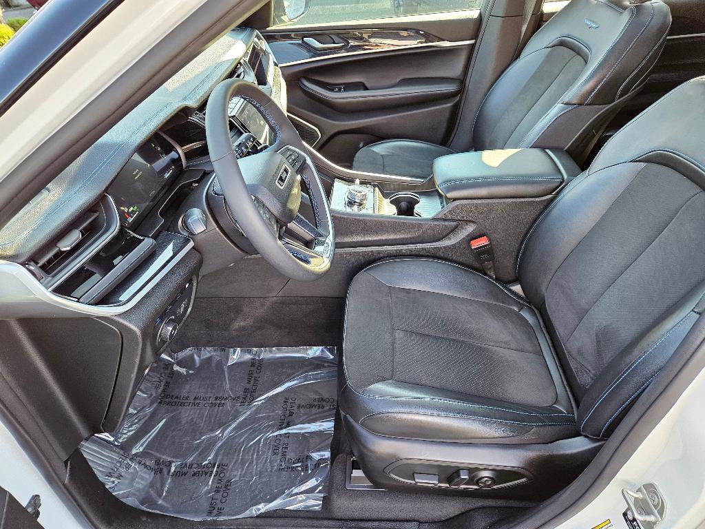 used 2024 Jeep Grand Cherokee 4xe car, priced at $38,570