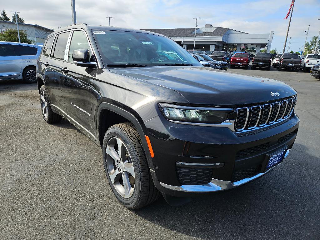 new 2024 Jeep Grand Cherokee L car, priced at $49,407