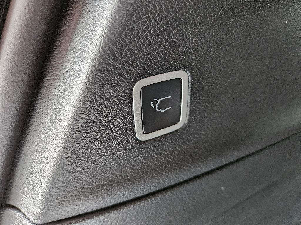 new 2026 Chrysler Pacifica car, priced at $42,685