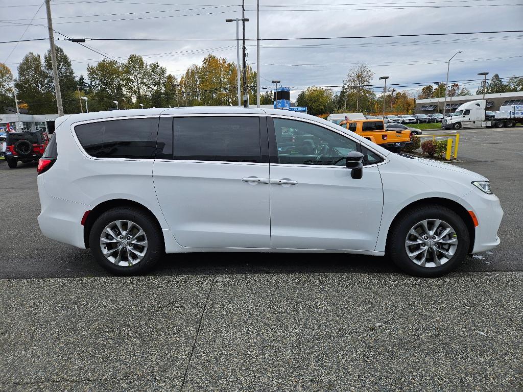 new 2026 Chrysler Pacifica car, priced at $42,685