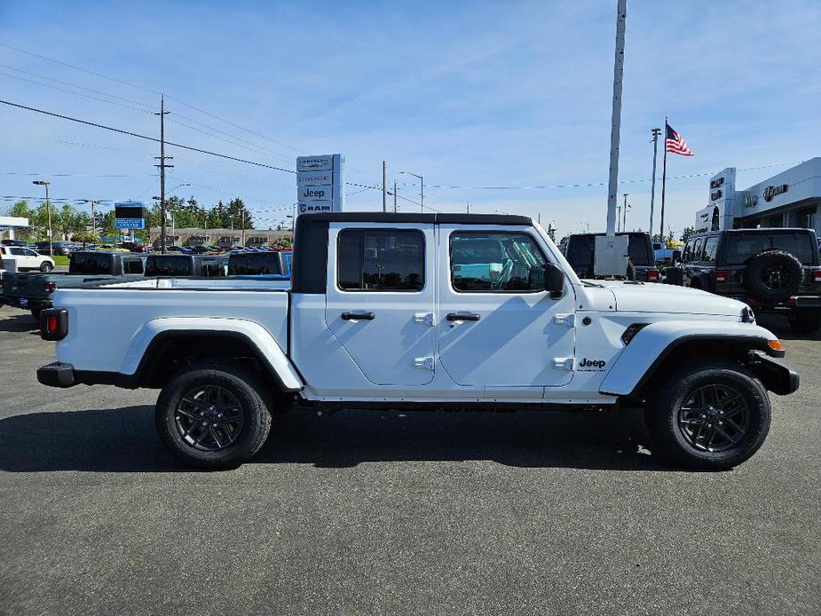 new 2024 Jeep Gladiator car, priced at $40,979