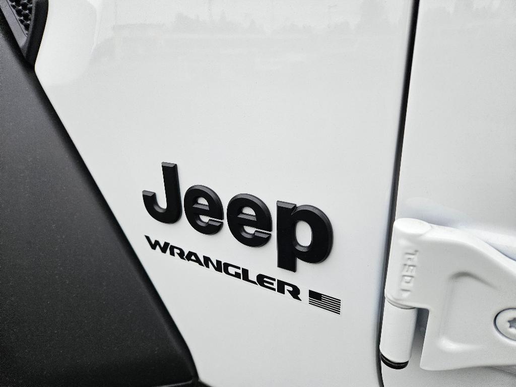 new 2025 Jeep Wrangler car, priced at $35,550