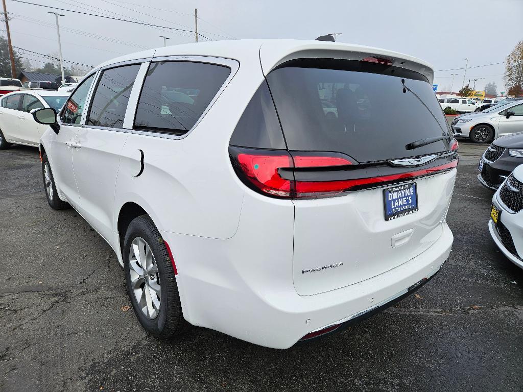 new 2025 Chrysler Pacifica car, priced at $44,140