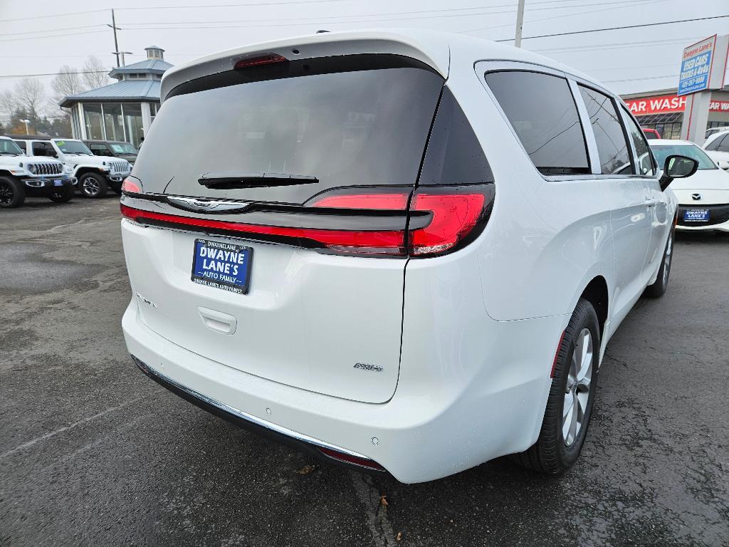 new 2025 Chrysler Pacifica car, priced at $44,140