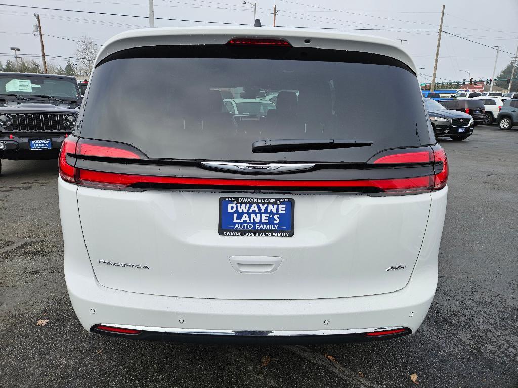 new 2025 Chrysler Pacifica car, priced at $44,140