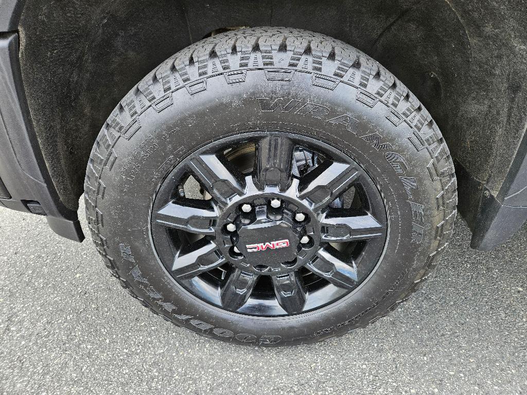 used 2024 GMC Sierra 2500 car, priced at $72,770