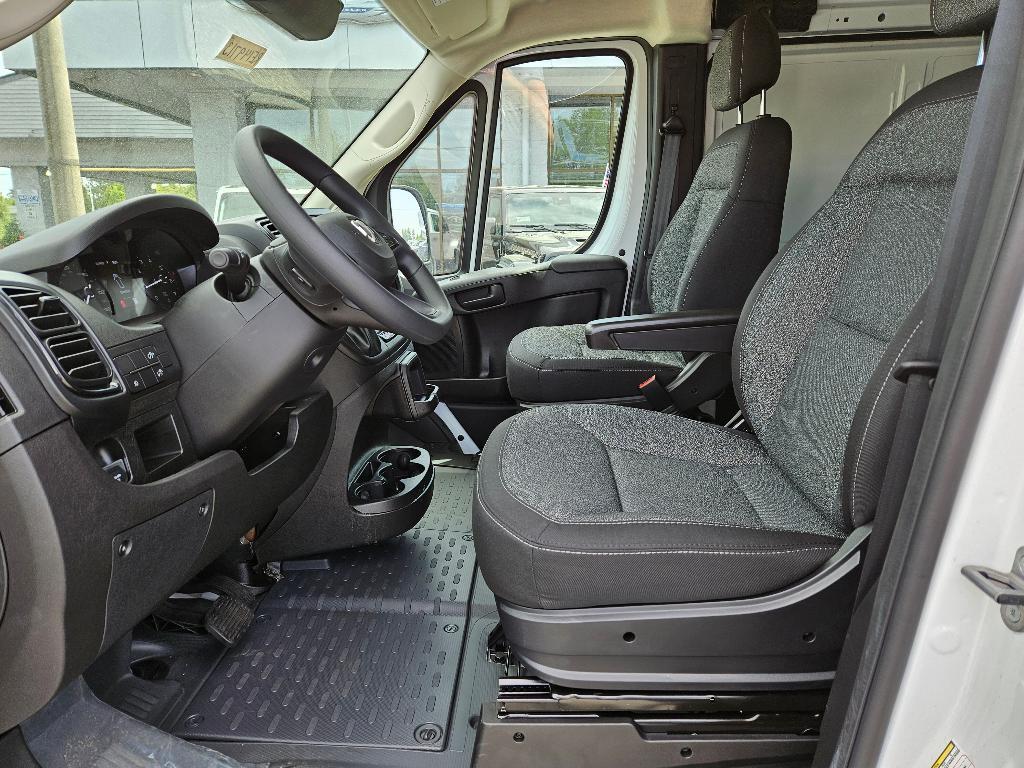 new 2024 Ram ProMaster 2500 car, priced at $42,380