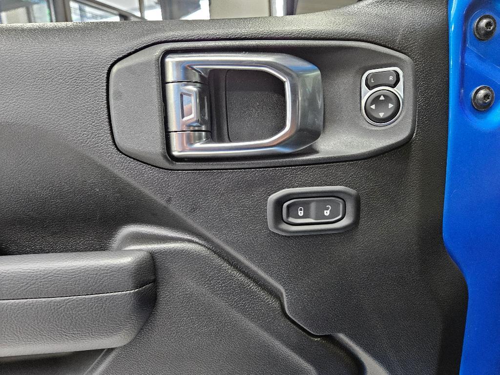 new 2025 Jeep Wrangler car, priced at $54,970