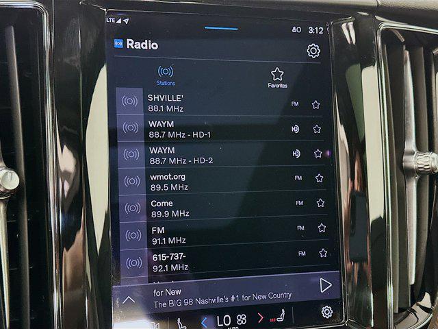 used 2022 Volvo XC60 Recharge Plug-In Hybrid car, priced at $32,497
