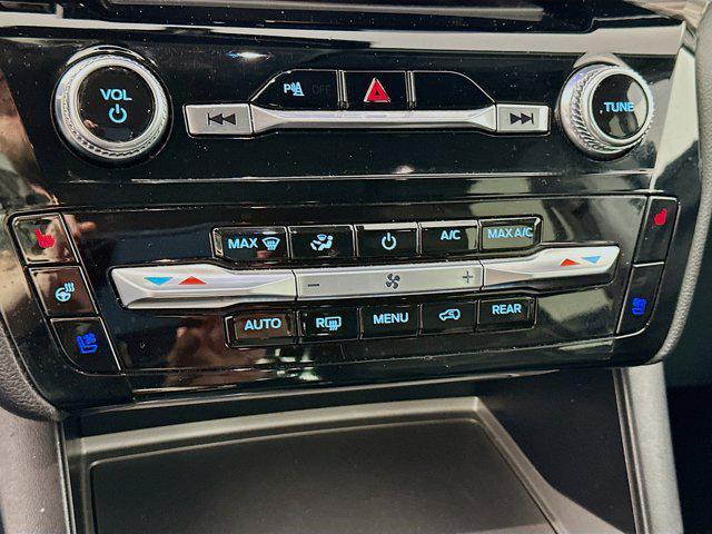used 2024 Ford Explorer car, priced at $26,997