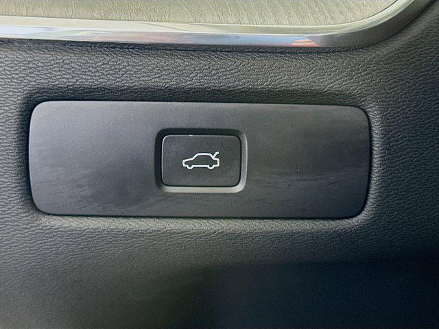 used 2025 Volvo XC60 car, priced at $31,996
