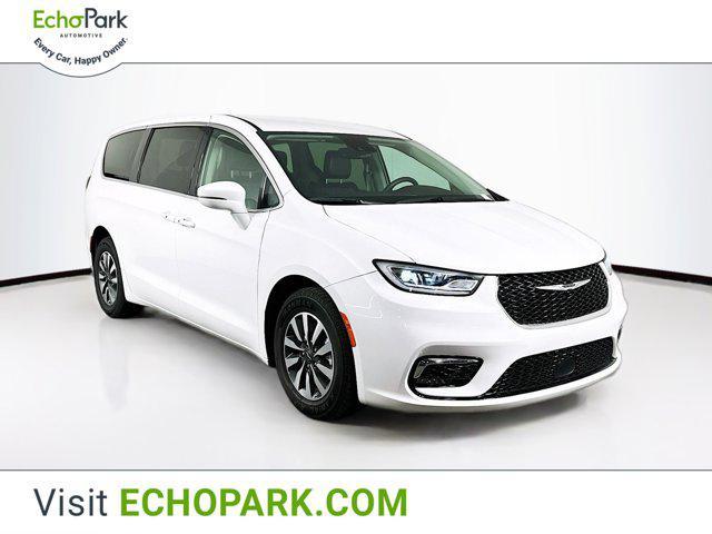 used 2022 Chrysler Pacifica Hybrid car, priced at $22,179