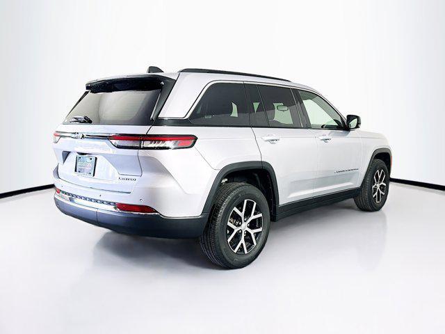 used 2024 Jeep Grand Cherokee car, priced at $28,297