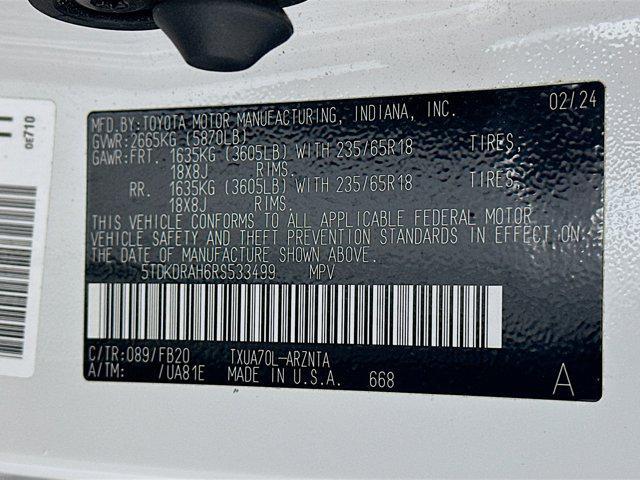 used 2024 Toyota Highlander car, priced at $34,897