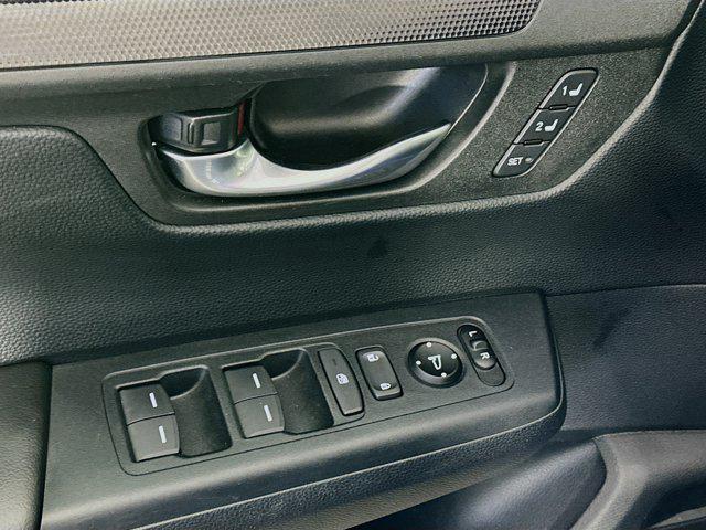 used 2025 Honda CR-V Hybrid car, priced at $31,796