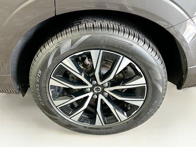 used 2025 Volvo XC60 car, priced at $34,996