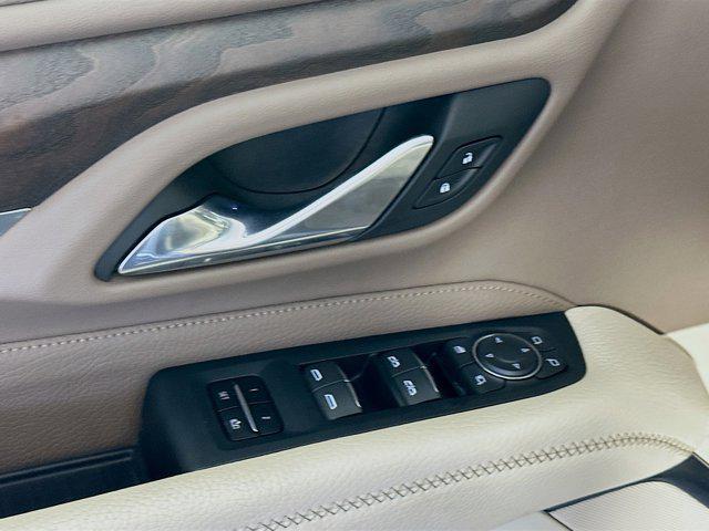 used 2022 GMC Yukon XL car, priced at $56,497