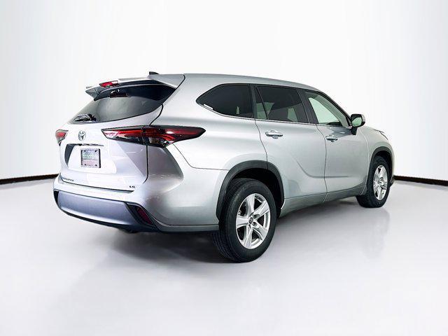 used 2024 Toyota Highlander car, priced at $35,497