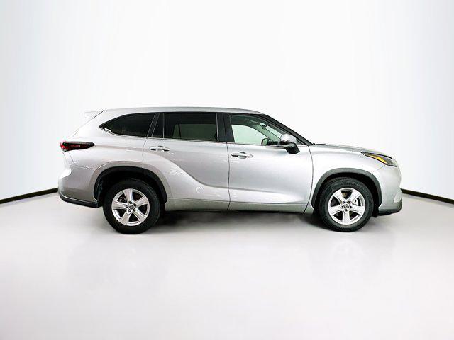 used 2024 Toyota Highlander car, priced at $35,497