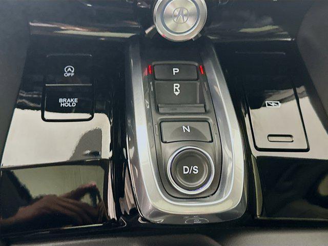 used 2022 Acura MDX car, priced at $41,647