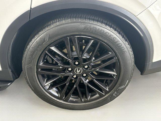 used 2022 Acura MDX car, priced at $41,647