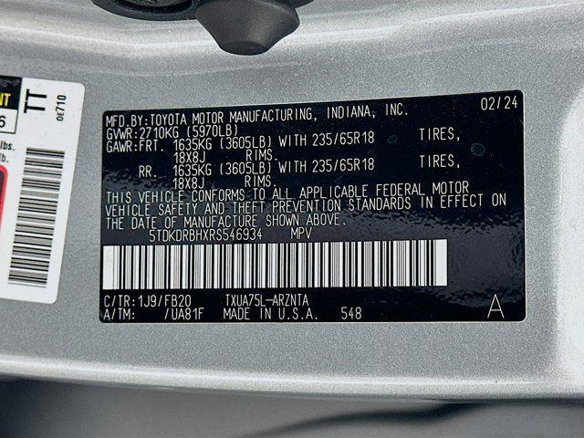 used 2024 Toyota Highlander car, priced at $32,397