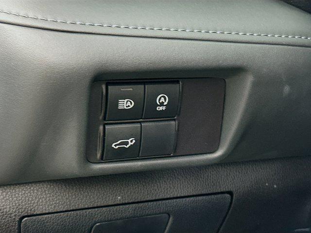 used 2024 Toyota Highlander car, priced at $32,397