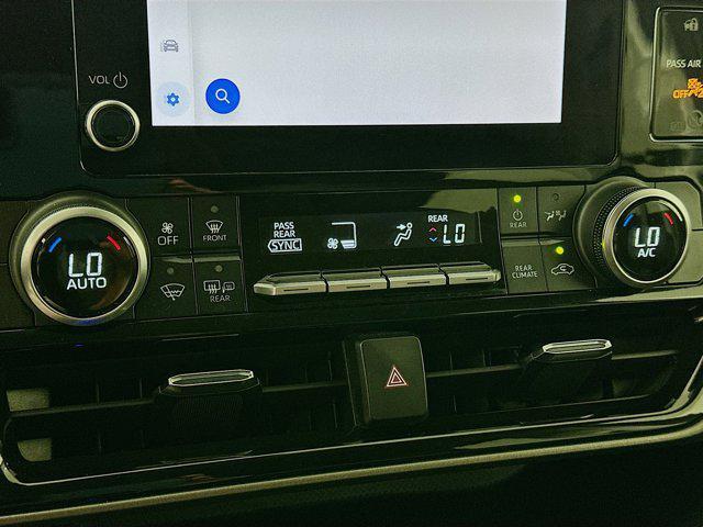 used 2024 Toyota Highlander car, priced at $32,397