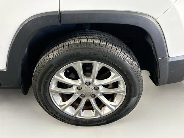 used 2019 Jeep Cherokee car, priced at $10,496