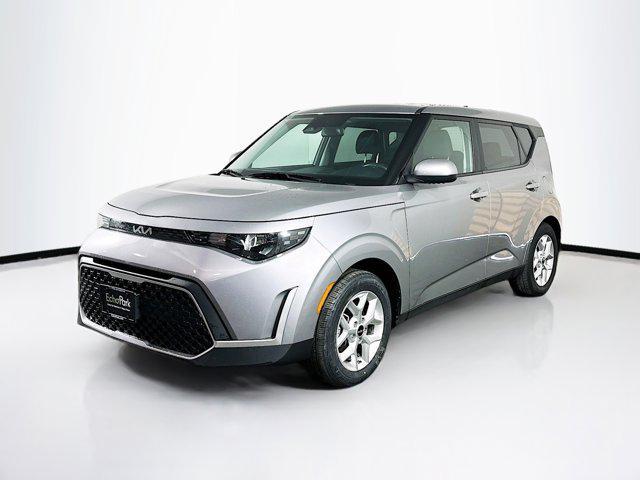 used 2023 Kia Soul car, priced at $16,289